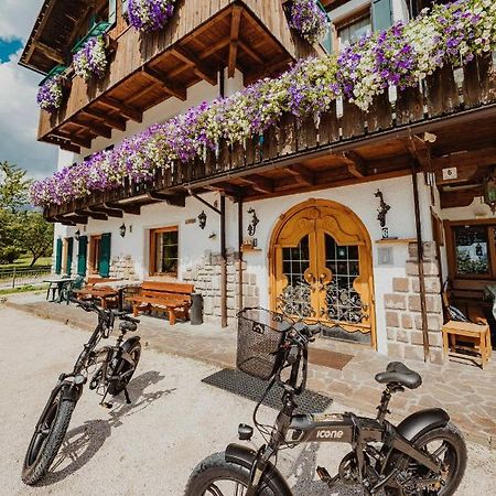 Locanda Montana San Vito di Cadore Luaran gambar