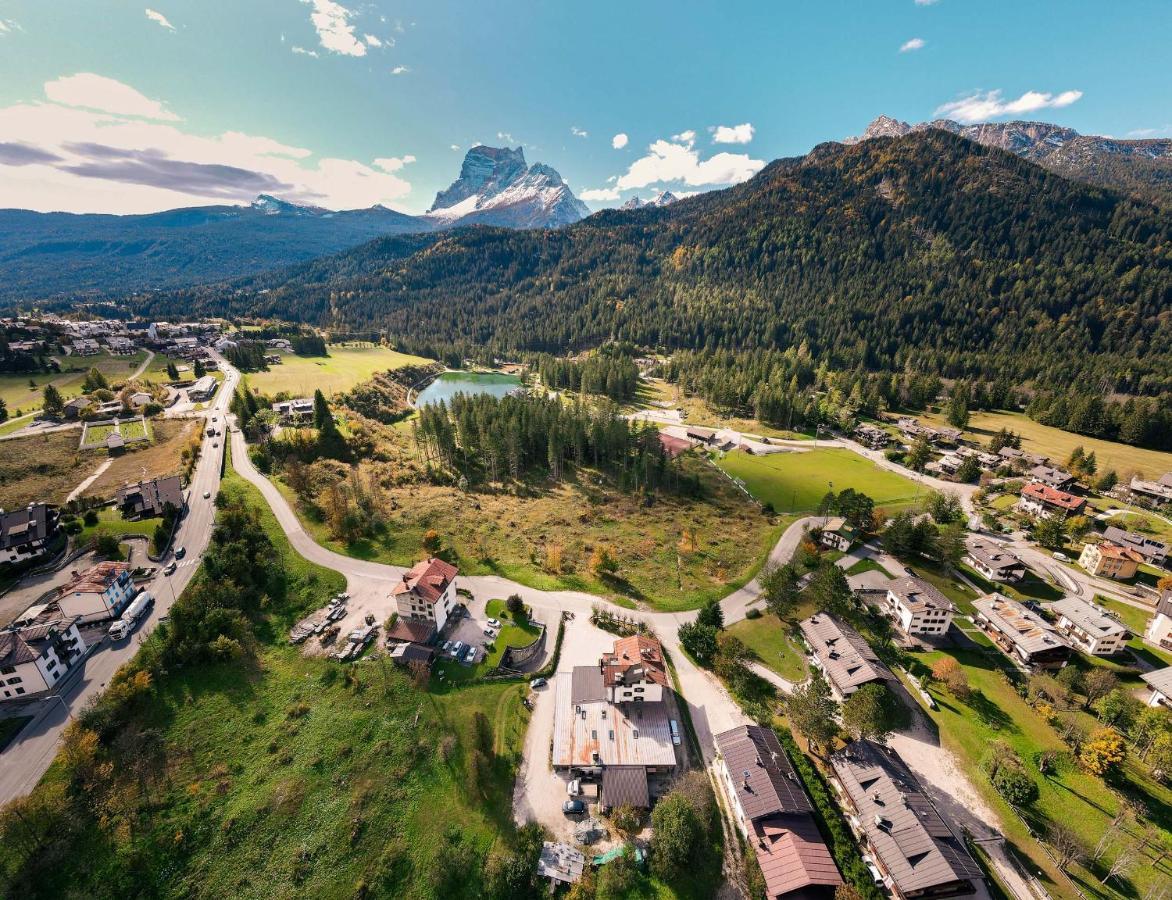 Locanda Montana San Vito di Cadore Luaran gambar