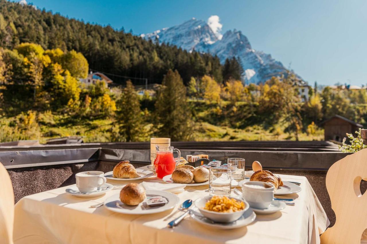 Locanda Montana San Vito di Cadore Luaran gambar