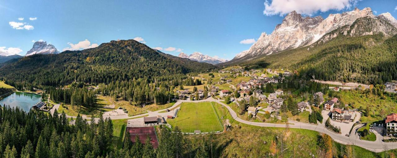 Locanda Montana San Vito di Cadore Luaran gambar