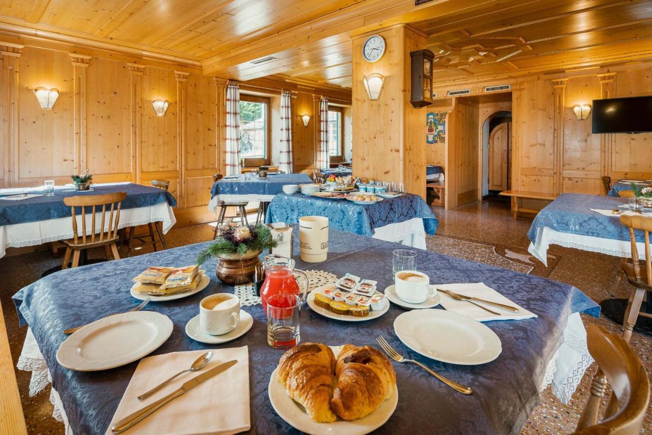 Locanda Montana San Vito di Cadore Luaran gambar