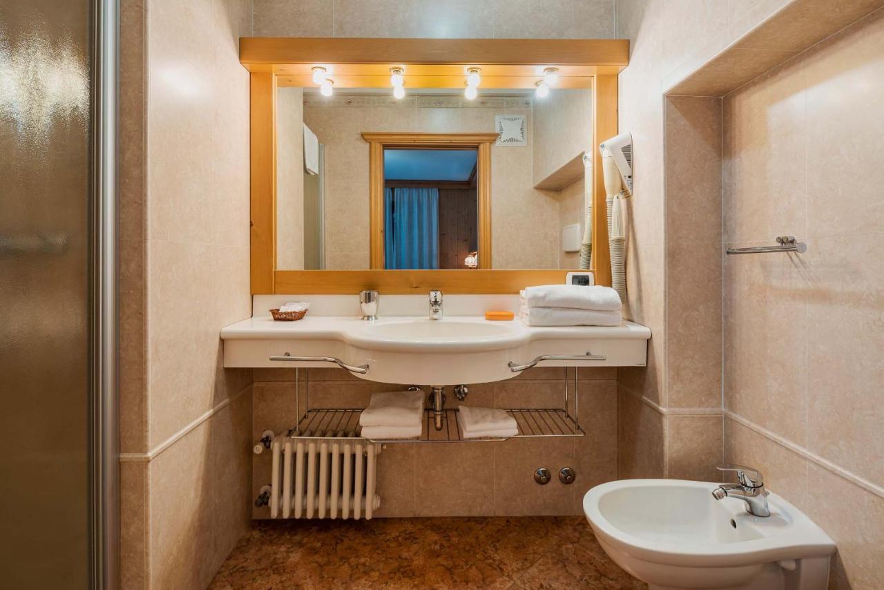 Locanda Montana San Vito di Cadore Luaran gambar