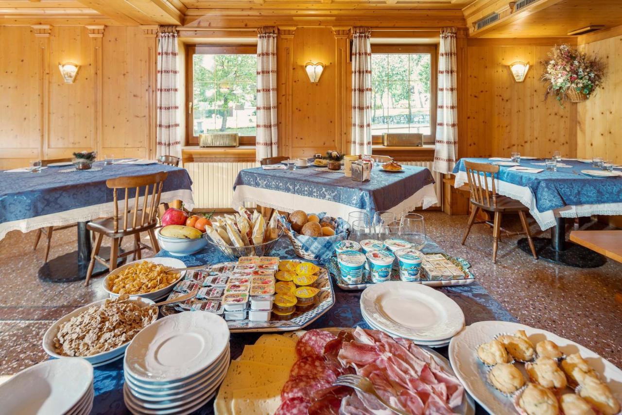 Locanda Montana San Vito di Cadore Luaran gambar