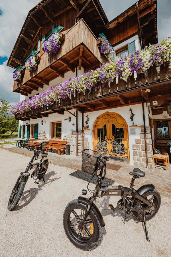 Locanda Montana San Vito di Cadore Luaran gambar
