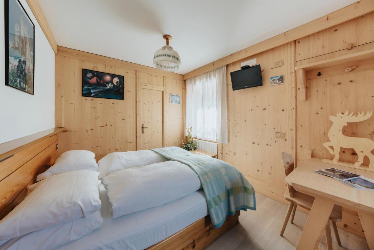 Locanda Montana San Vito di Cadore Luaran gambar