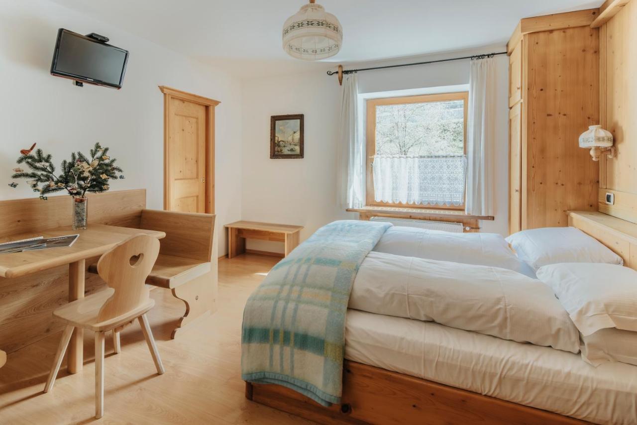 Locanda Montana San Vito di Cadore Luaran gambar